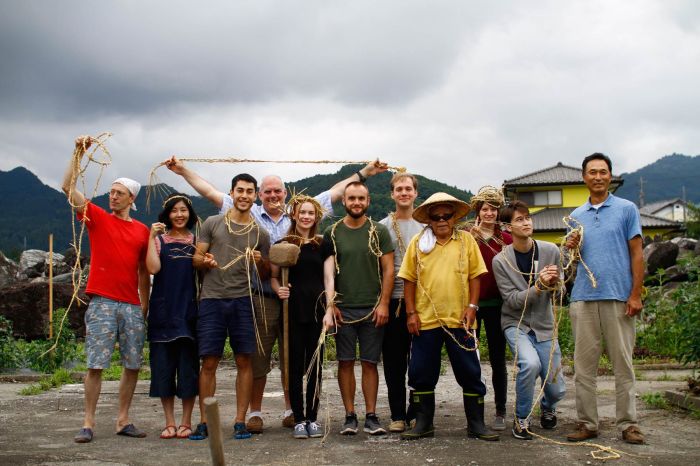 Art-Residency-Japan-Shio-Oni-Workshop-Rope-Making-02